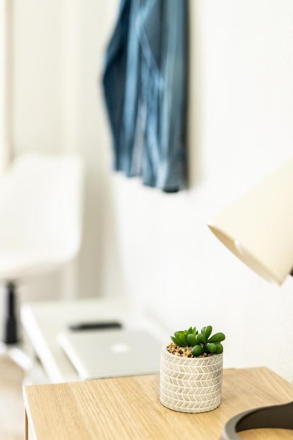 Apartamento Con Ubicacion Ideal: Playa Y Centro Leilighet Valencia Eksteriør bilde